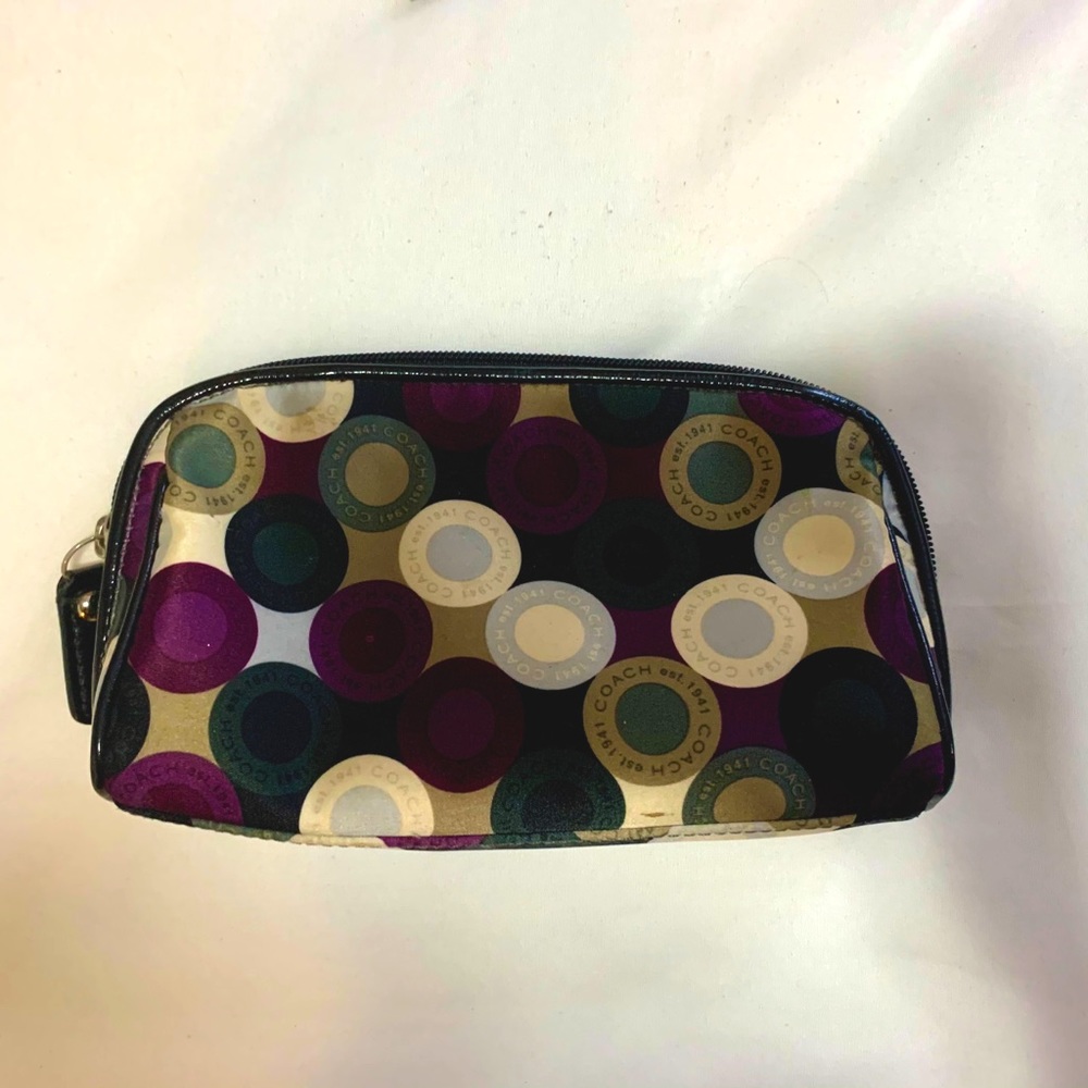 coach makeup bag 💄